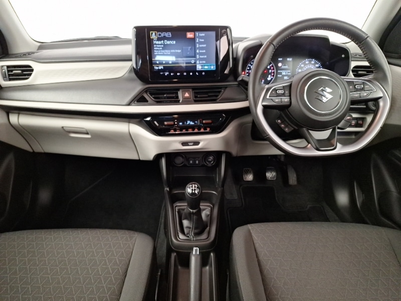 Used Suzuki Swift 2024 for sale - 77500146: Photo 2