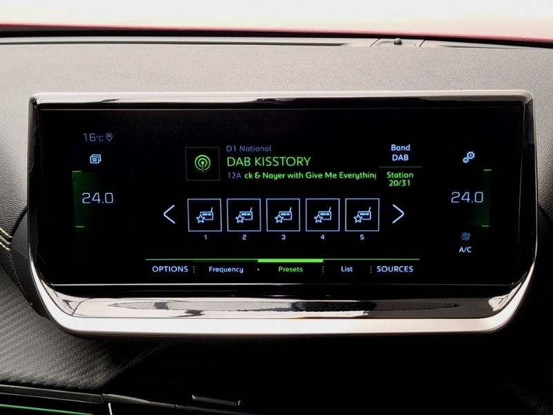 Used Peugeot 2008 2022 for sale - 76816583: Photo 10