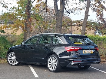 Used Audi A4 2020 for sale - 76764536: Photo