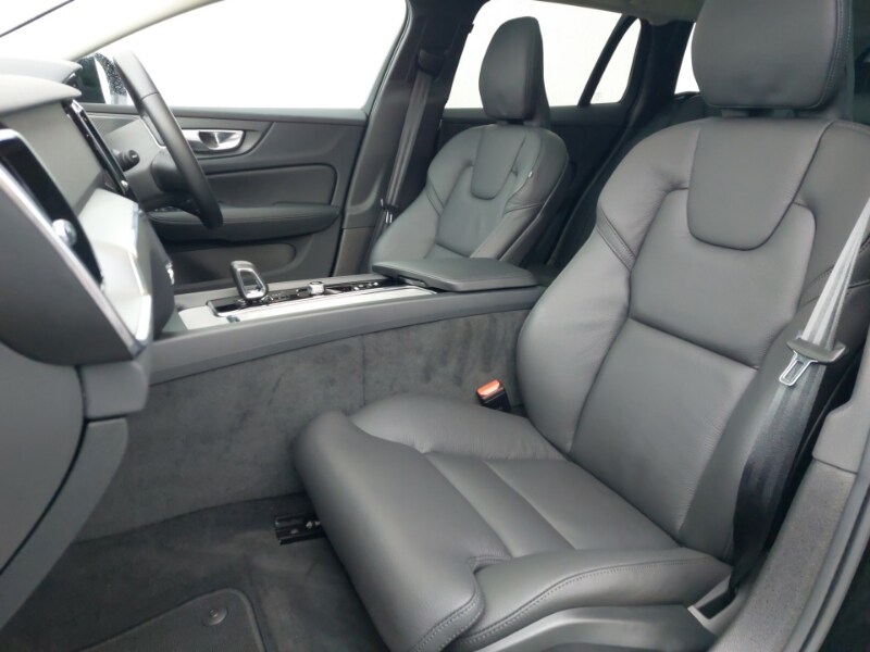 Used Volvo V60 2025 for sale - 77955885: Photo 5