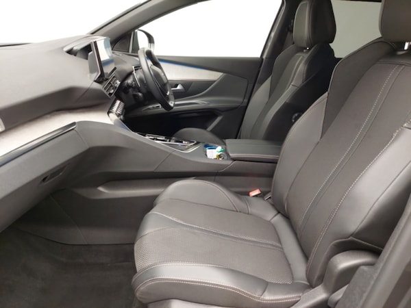Used Peugeot 5008 2024 for sale - 76179159: Photo 5
