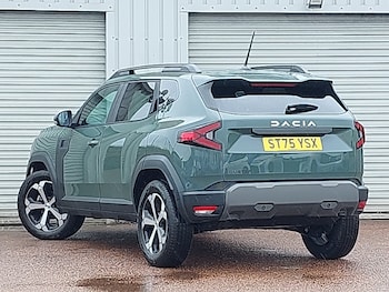 Used Dacia Duster 2025 for sale - 78952563: Photo