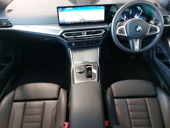 Used BMW 3 Series 2024 for sale - 75633382: Photo