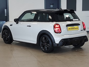 Used MINI Hatch 2023 for sale - 78782882: Photo