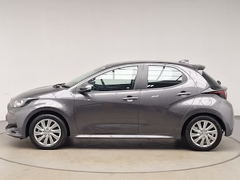 Used Toyota Yaris 2022 for sale - 75587698: Photo