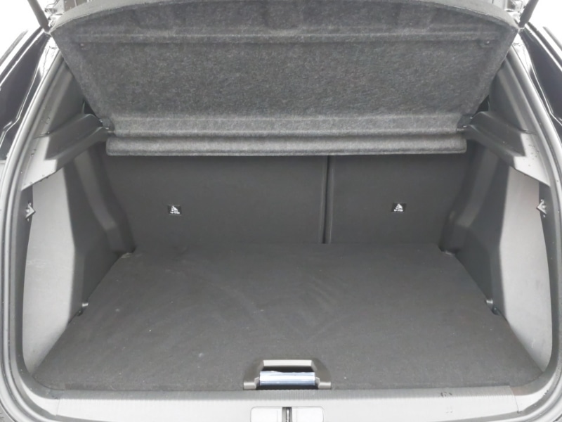 Used Peugeot 2008 2024 for sale - 76567397: Photo 8