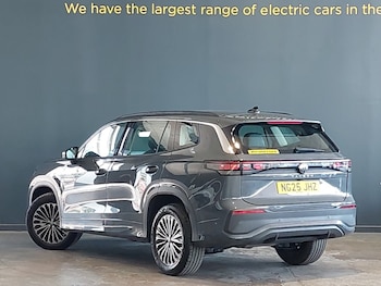 Used Volkswagen Touran 2025 for sale - 78692658: Photo
