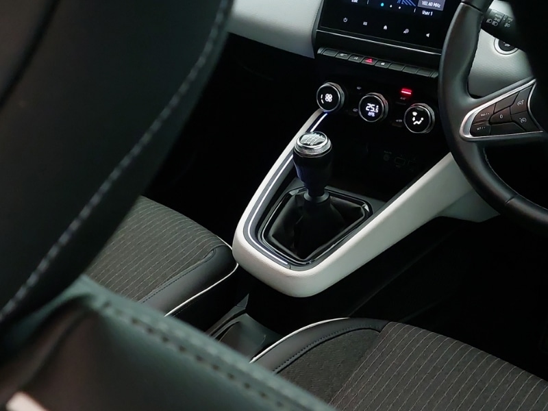 Used Renault Clio 2023 for sale - 77852029: Photo 10