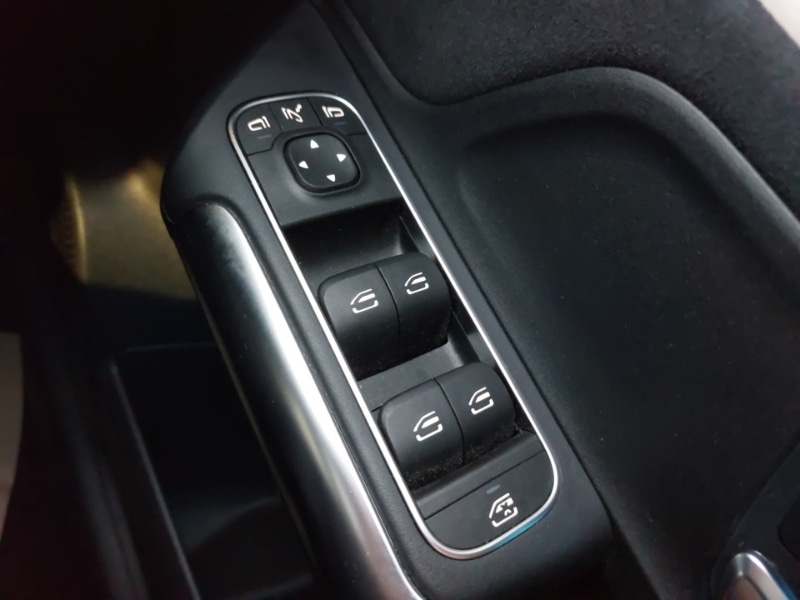 Used Mercedes-Benz EQA 2022 for sale - 76770697: Photo 12