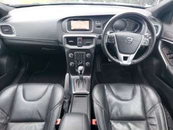 Used Volvo V40 2019 for sale - 75256138: Photo