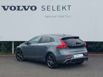 Used Volvo V40 2019 for sale - 75256138: Photo