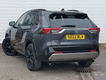 Used Toyota RAV4 2022 for sale - 77597108: Photo