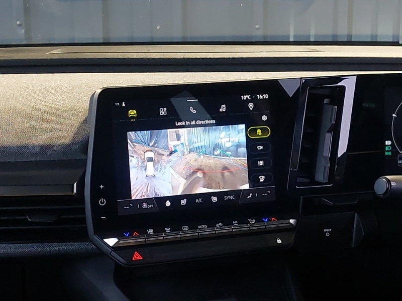 Used Renault Megane E Tech 2023 for sale - 76823147: Photo 10