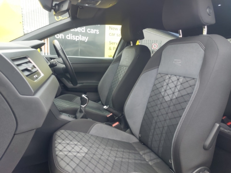 Used Volkswagen Polo 2023 for sale - 77847924: Photo 5