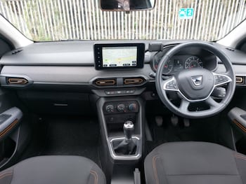 Used Dacia Sandero Stepway 2022 for sale - 76150088: Photo 2