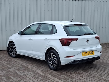 Used Volkswagen Polo 2024 for sale - 76253990: Photo 3