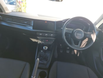 Used Audi A1 2022 for sale - 76129652: Photo 2