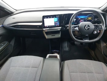Used Renault Megane E Tech 2023 for sale - 77353413: Photo