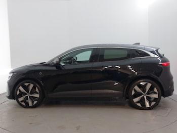 Used Renault Megane E Tech 2023 for sale - 77353413: Photo