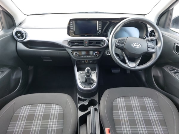 Used Hyundai i10 2024 for sale - 76212762: Photo 2