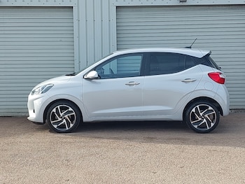 Used Hyundai i10 2024 for sale - 76212762: Photo 4