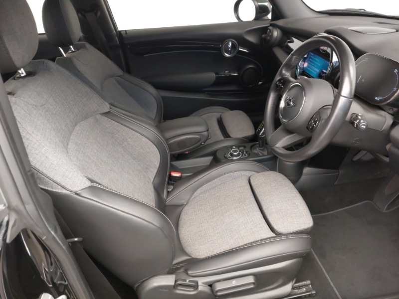 Used MINI Hatch 2023 for sale - 77434329: Photo 6