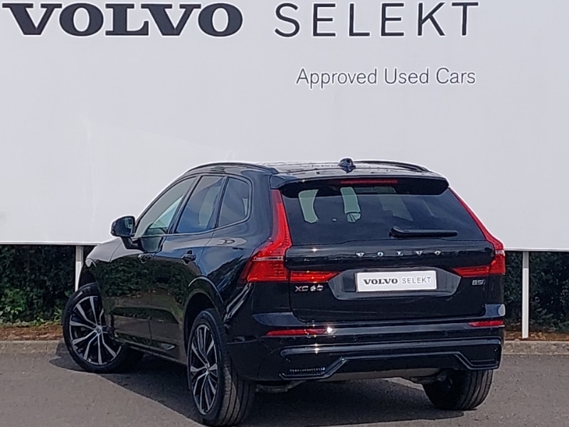 Used Volvo XC60 2024 for sale - 76365858: Photo 3