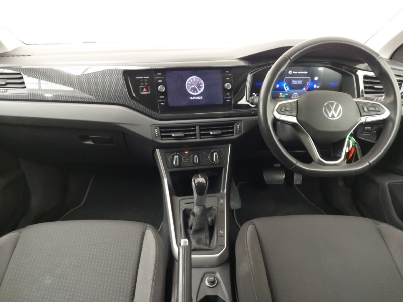 Used Volkswagen Polo 2024 for sale - 76515345: Photo 2