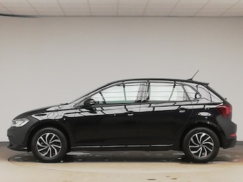 Used Volkswagen Polo 2024 for sale - 76967563: Photo