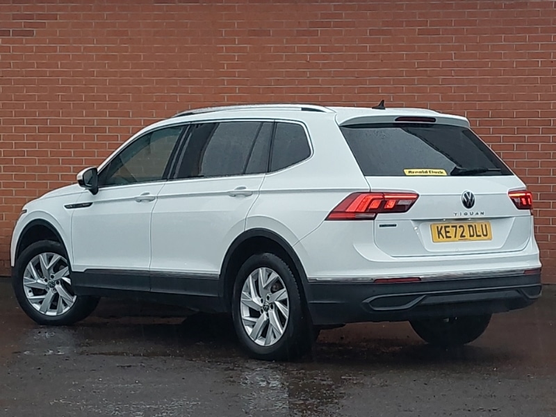 Used Volkswagen Tiguan Allspace 2023 for sale - 76700320: Photo 3