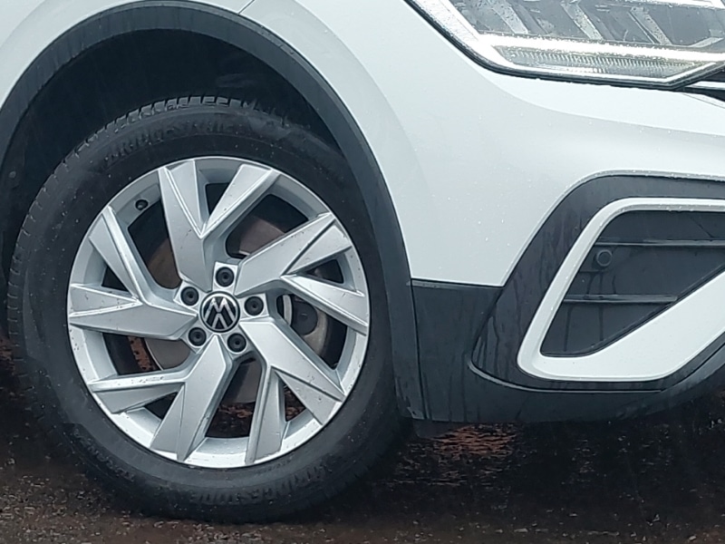 Used Volkswagen Tiguan Allspace 2023 for sale - 76700320: Photo 9