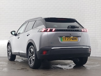 Used Peugeot 2008 2023 for sale - 77028824: Photo