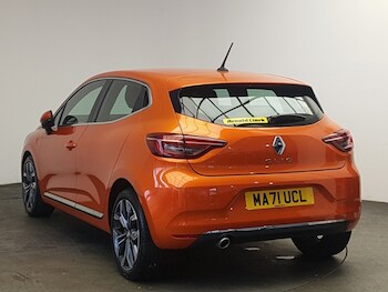 Used Renault Clio 2021 for sale - 75909408: Photo