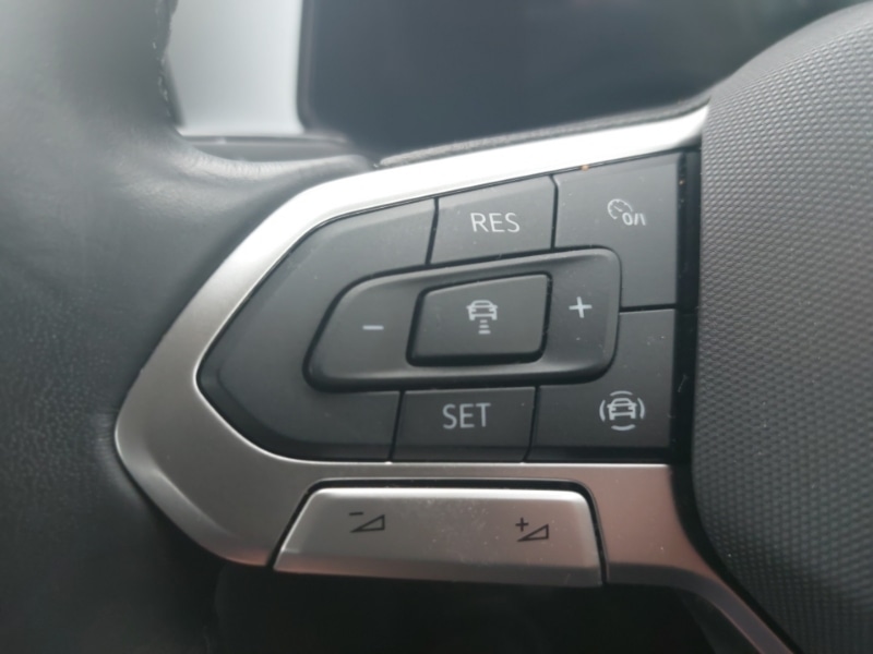 Used Volkswagen T-Roc 2022 for sale - 77670044: Photo 12