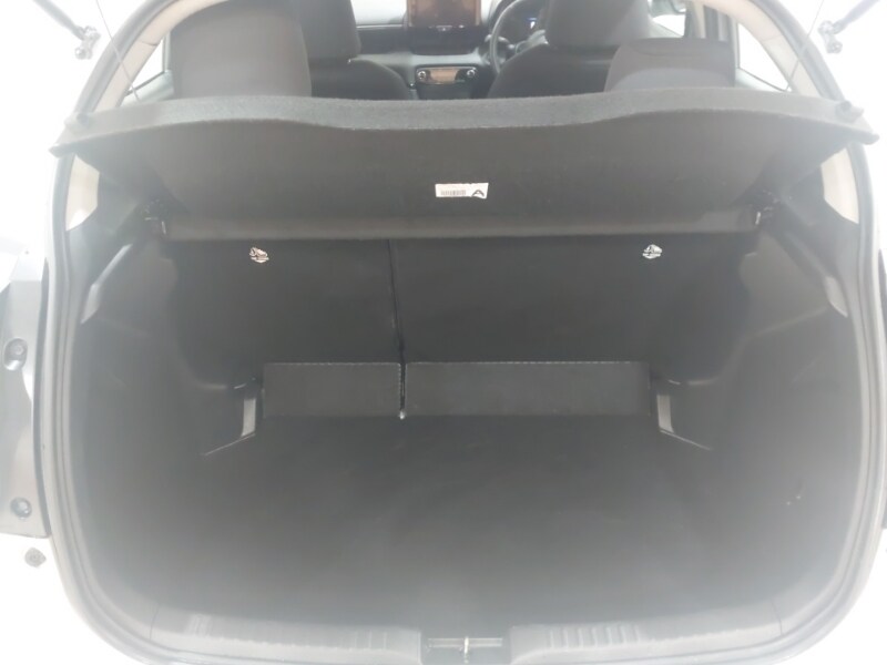 Used Mazda Mazda2 HYBRID 2024 for sale - 77169743: Photo 8