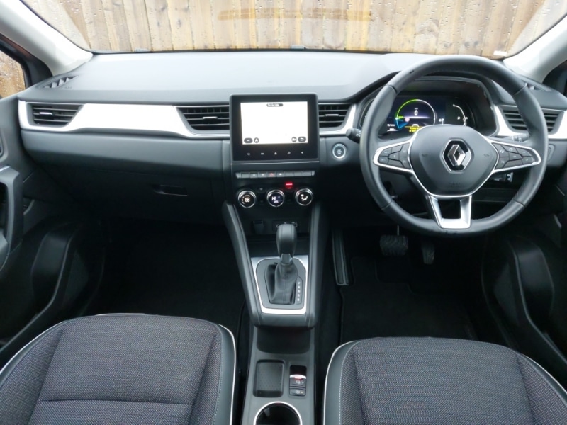 Used Renault Captur 2024 for sale - 76492737: Photo 2