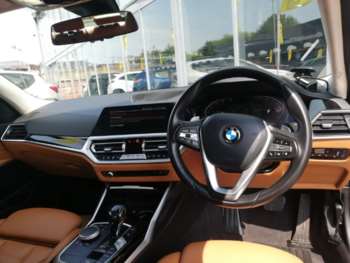 Used BMW 3 Series 2021 for sale - 75001114: Photo