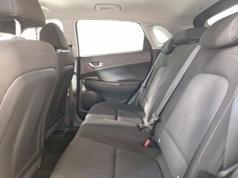 Used Hyundai KONA 2021 for sale - 76465743: Photo 6