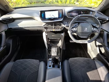 Used Peugeot 2008 2022 for sale - 78510036: Photo