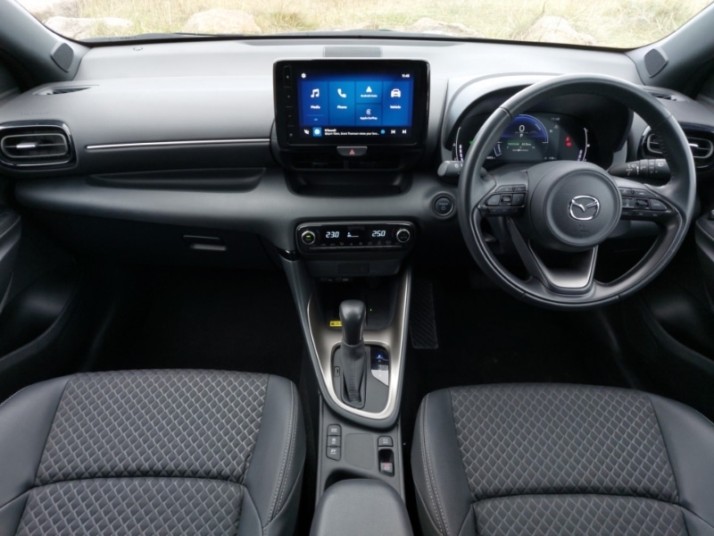 Used Mazda Mazda2 HYBRID 2024 for sale - 76404246: Photo 2