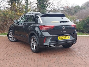 Used Volkswagen T-Roc 2025 for sale - 77003974: Photo