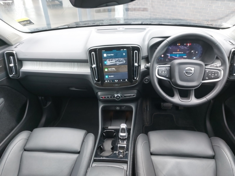 Used Volvo XC40 2024 for sale - 76497845: Photo 2