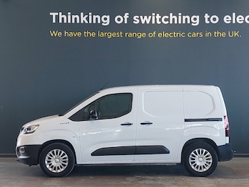 Used Toyota ProAce 2023 for sale - 79157246: Photo