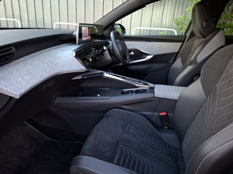 Used Peugeot 3008 2024 for sale - 76404211: Photo 5