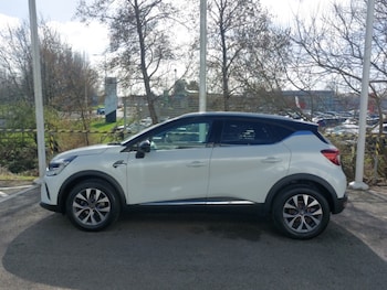 Used Renault Captur 2021 for sale - 78207136: Photo