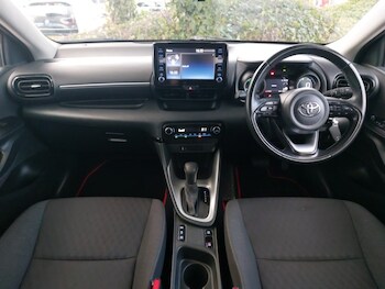 Used Toyota Yaris 2022 for sale - 78403938: Photo