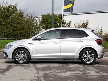 Used Volkswagen Polo 2024 for sale - 76720786: Photo