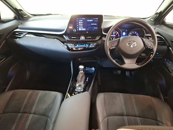 Used Toyota C-HR 2022 for sale - 76700321: Photo