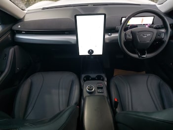 Used Ford Mustang Mach-E 2024 for sale - 77184340: Photo