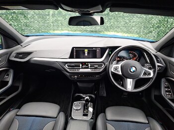 Used BMW 1 Series 2023 for sale - 77660999: Photo